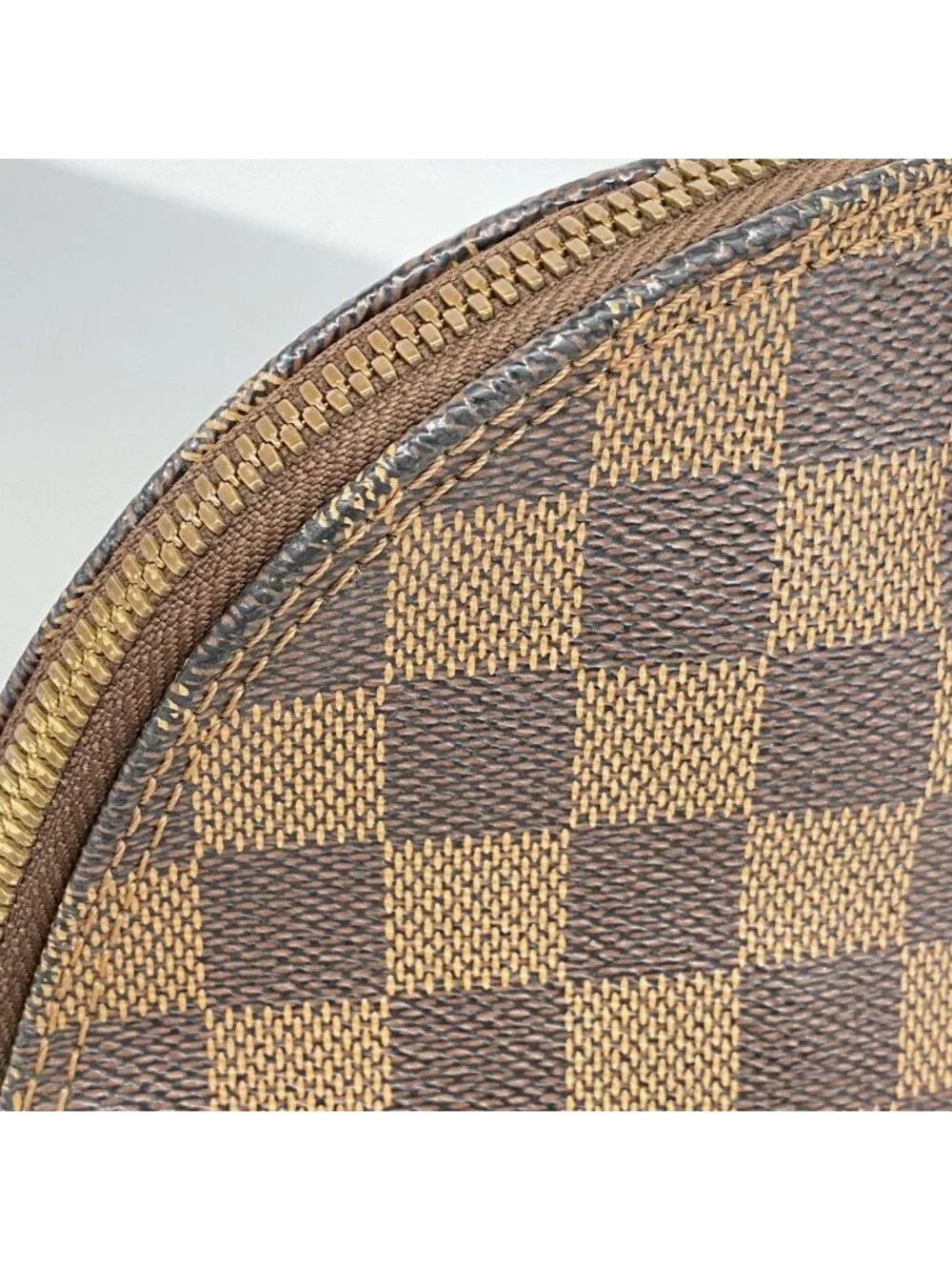 Louis Vuitton Handbag Damier Alma Ebene